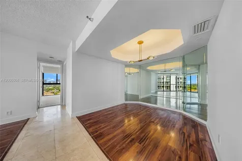 3610 Yacht Club Drive Aventura FL 33180