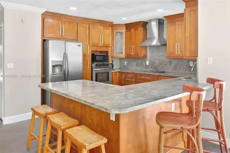 5310 SW 72 Street Miami FL 33143
