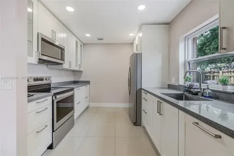 13890 SW 43rd Terrace Miami FL 33175