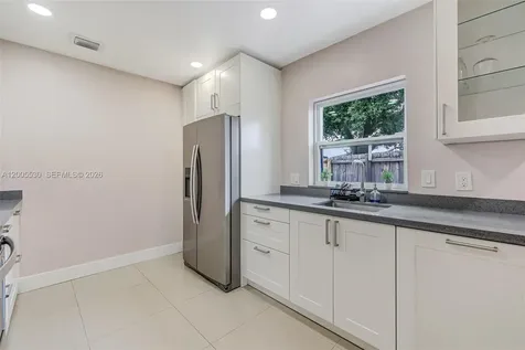 13890 SW 43rd Terrace Miami FL 33175