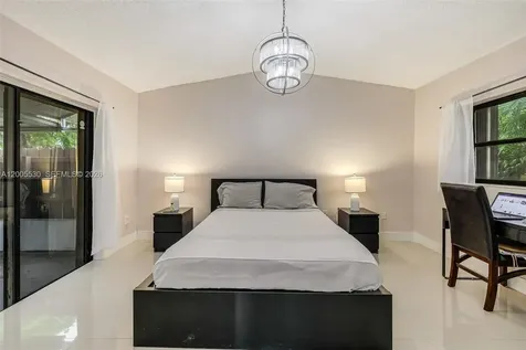 13890 SW 43rd Terrace Miami FL 33175