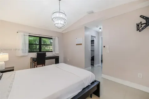 13890 SW 43rd Terrace Miami FL 33175