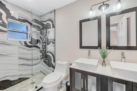 13890 SW 43rd Terrace Miami FL 33175