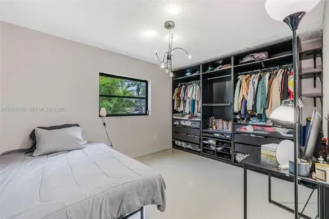 13890 SW 43rd Terrace Miami FL 33175