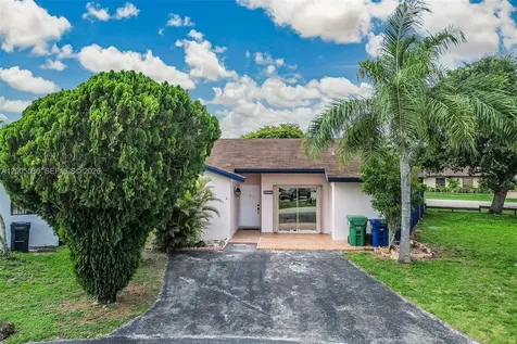13890 SW 43rd Terrace Miami FL 33175