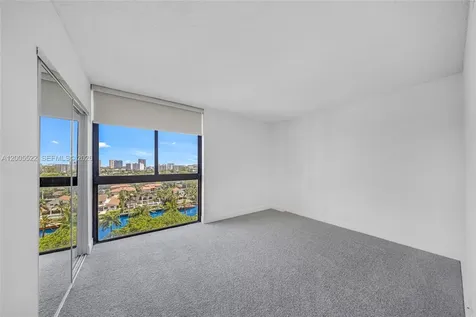 3610 Yacht Club Drive Aventura FL 33180