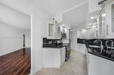 3610 Yacht Club Drive Aventura FL 33180