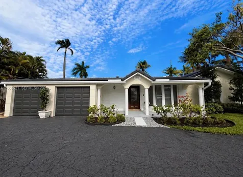 4800 NE 13th Terrace Oakland Park FL 33334