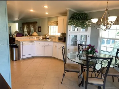 3021 SW 52nd Avenue Davie FL 33314