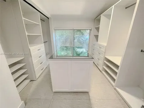 2148 NE 181st Street North Miami Beach FL 33162