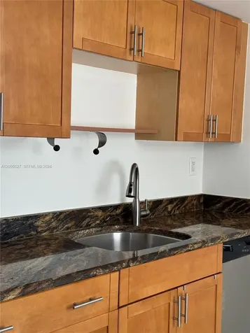 6725 Harding Avenue Miami Beach FL 33141