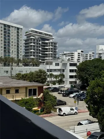 6725 Harding Avenue Miami Beach FL 33141