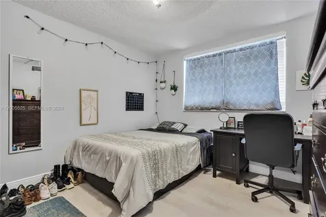 3777 NW 78th Avenue Davie FL 33024