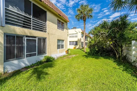 3777 NW 78th Avenue Davie FL 33024