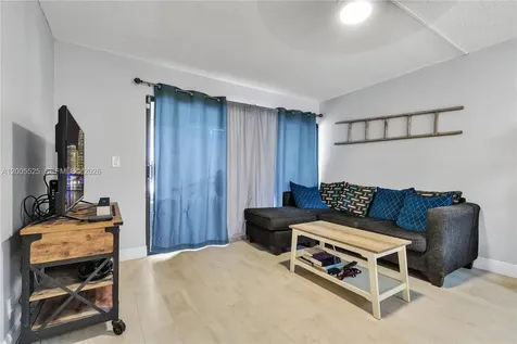 3777 NW 78th Avenue Davie FL 33024
