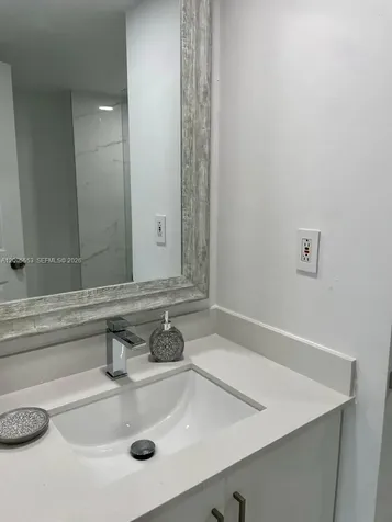 9800 W Bay Harbor Drive Bay Harbor Islands FL 33154