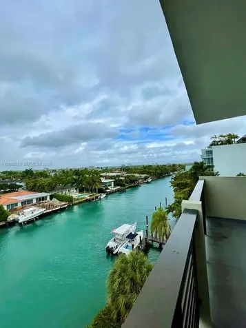 9800 W Bay Harbor Drive Bay Harbor Islands FL 33154