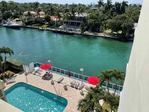 9800 W Bay Harbor Drive Bay Harbor Islands FL 33154