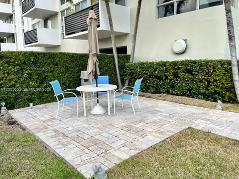 9800 W Bay Harbor Drive Bay Harbor Islands FL 33154