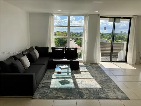 9800 W Bay Harbor Drive Bay Harbor Islands FL 33154