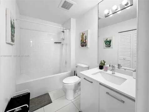 151 SE 1st Street Miami FL 33131
