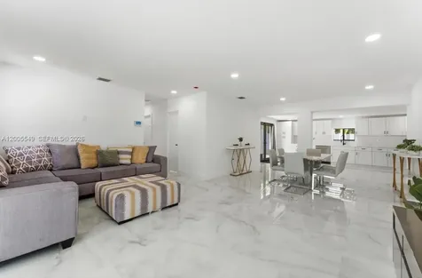 1810 NE 161st Street North Miami Beach FL 33162