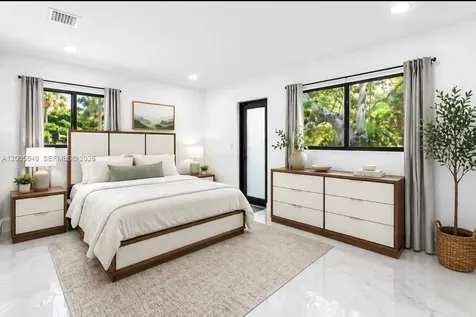 1810 NE 161st Street North Miami Beach FL 33162