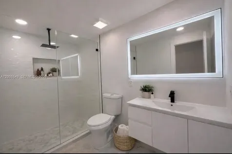 1810 NE 161st Street North Miami Beach FL 33162