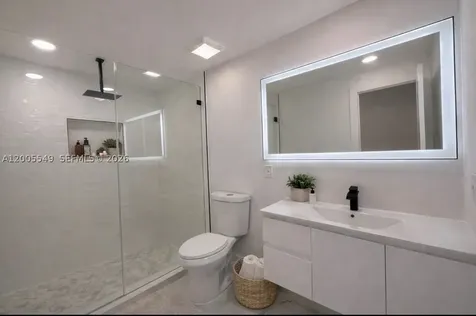 1810 NE 161st Street North Miami Beach FL 33162