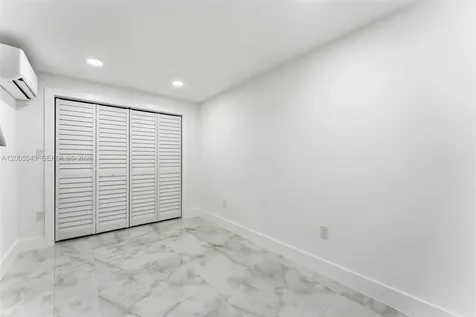 1810 NE 161st Street North Miami Beach FL 33162
