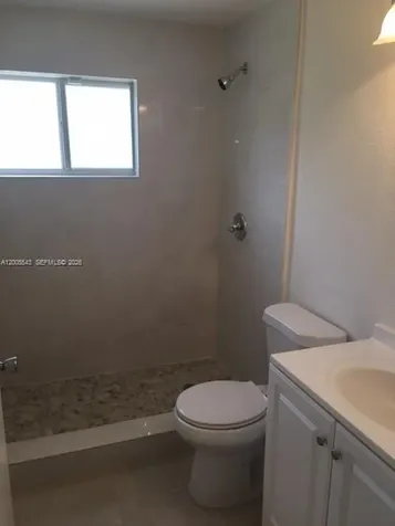 805 NE 138th Street North Miami FL 33161