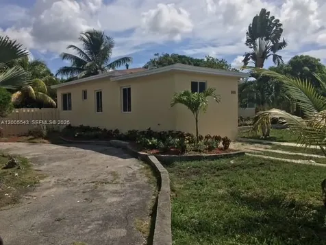 805 NE 138th Street North Miami FL 33161