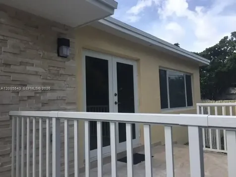 805 NE 138th Street North Miami FL 33161