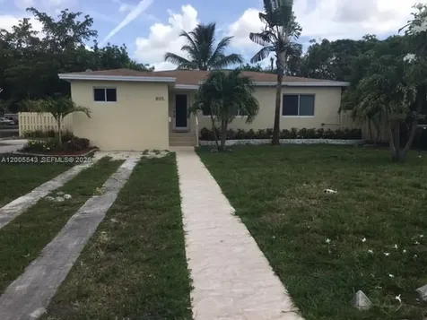 805 NE 138th Street North Miami FL 33161
