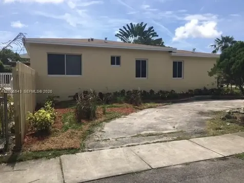 805 NE 138th Street North Miami FL 33161