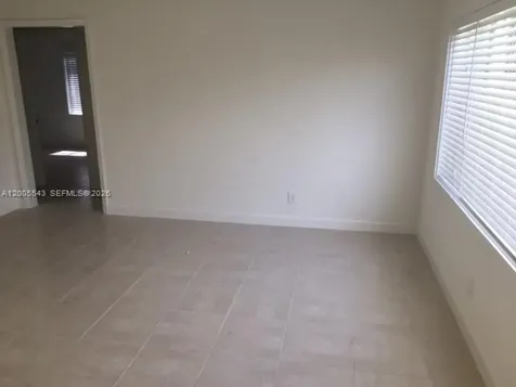 805 NE 138th Street North Miami FL 33161