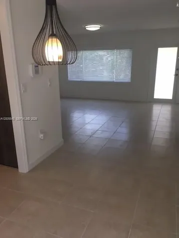 805 NE 138th Street North Miami FL 33161
