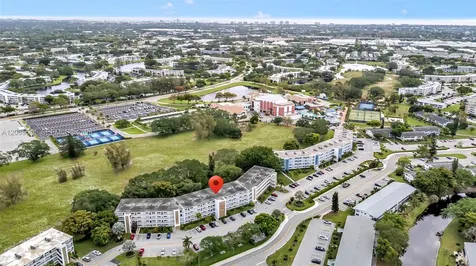 1038 Lyndhurst J Deerfield Beach FL 33442
