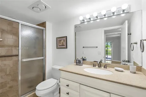 1038 Lyndhurst J Deerfield Beach FL 33442