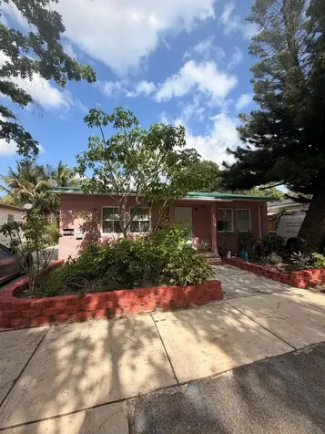 2835 SW 37th Court Miami FL 33134
