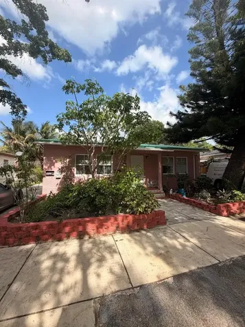 2835 SW 37th Court Miami FL 33134
