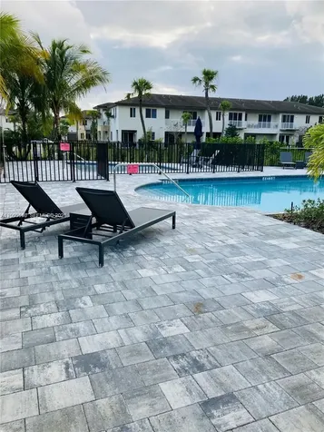 640 Pioneer Way Royal Palm Beach FL 33411