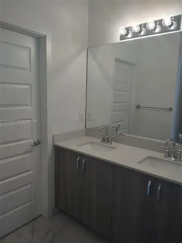 640 Pioneer Way Royal Palm Beach FL 33411