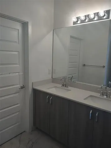 640 Pioneer Way Royal Palm Beach FL 33411