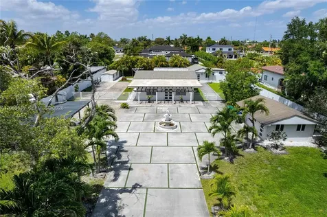 150 NW 130th Avenue Miami FL 33182