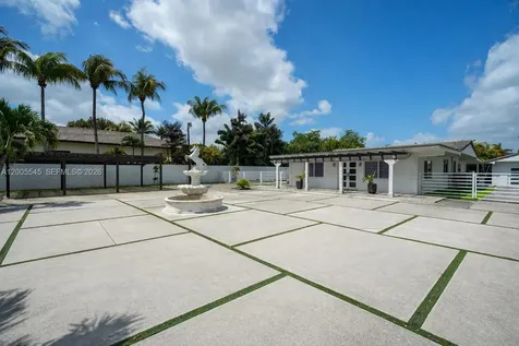 150 NW 130th Avenue Miami FL 33182