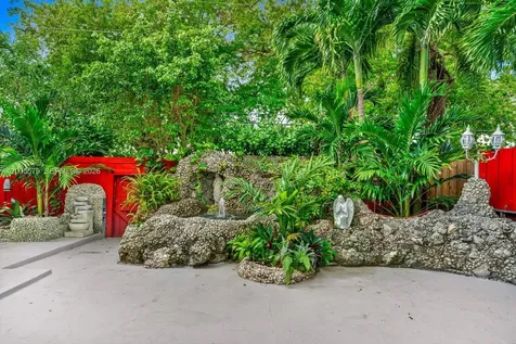 6430 SW 112th Place Miami FL 33173