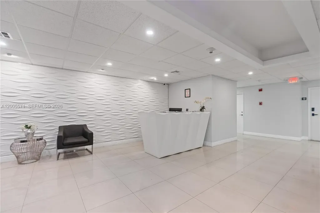 1600 S Ocean Drive Hollywood FL 33019