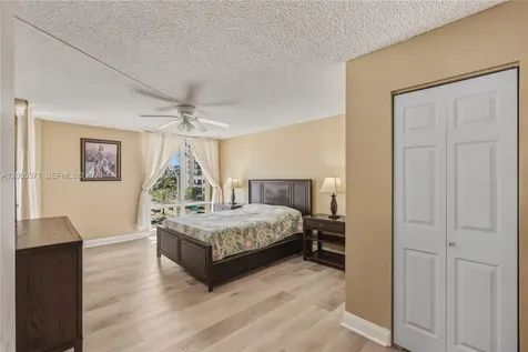 1600 S Ocean Drive Hollywood FL 33019