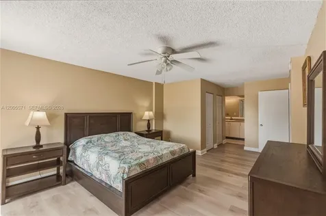1600 S Ocean Drive Hollywood FL 33019